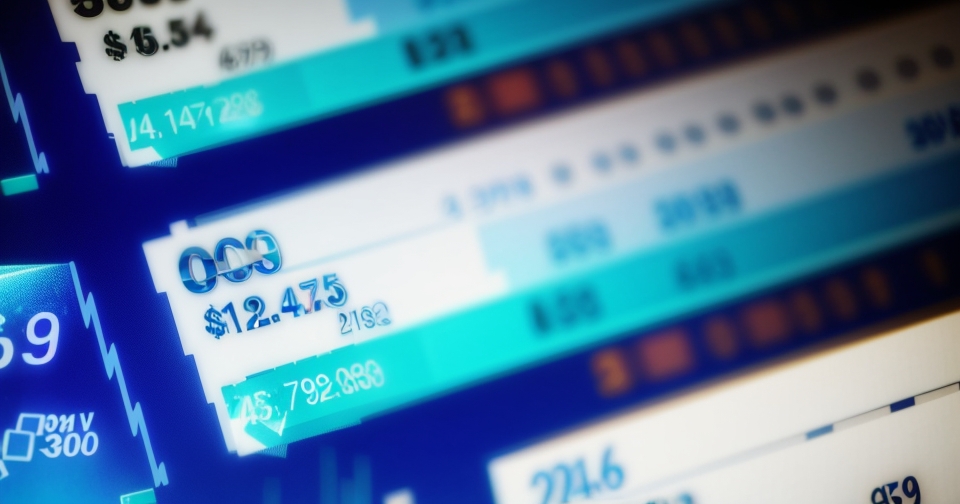 一位男子正在街頭交易股票